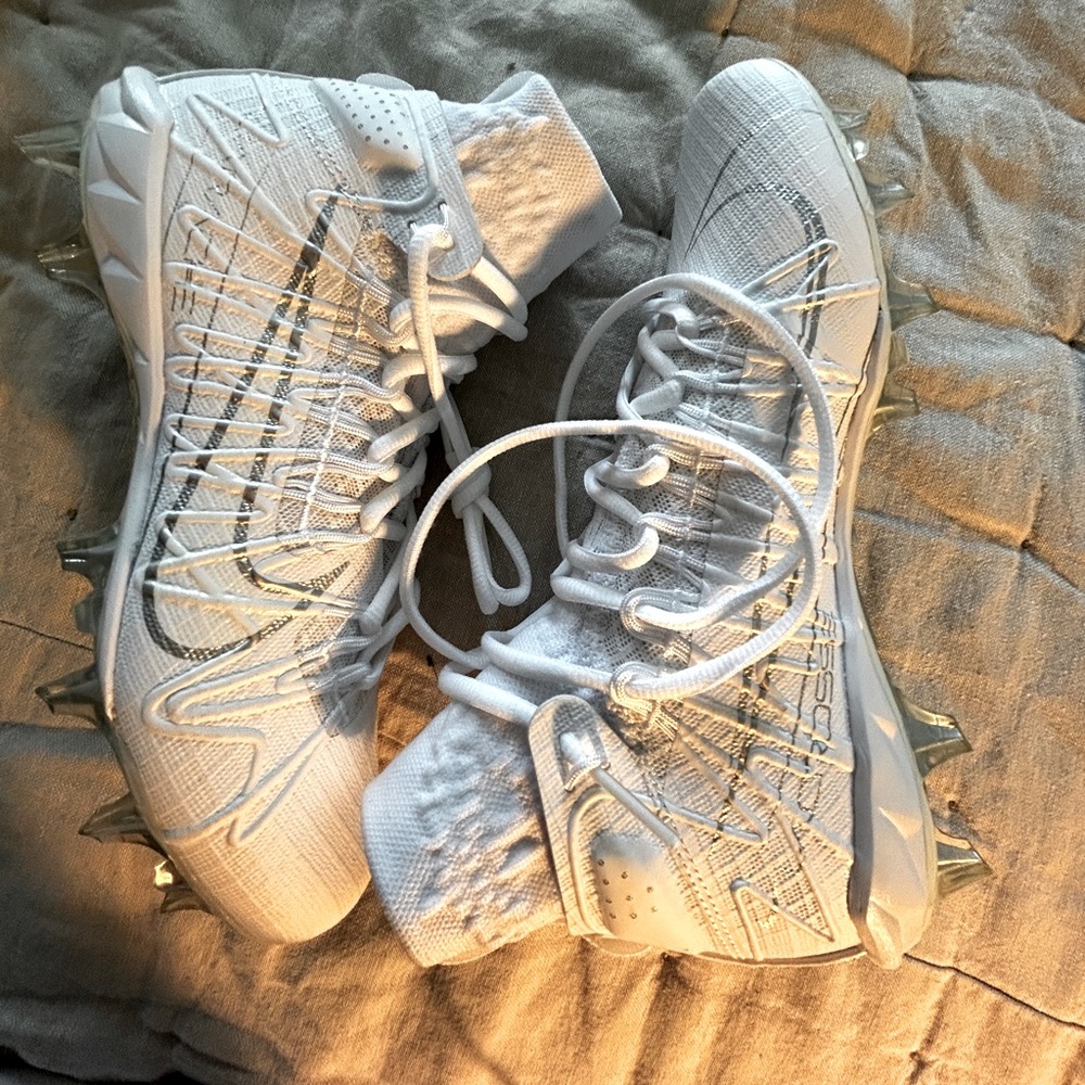 Nike Lacrosse Cleats size 6 brand new